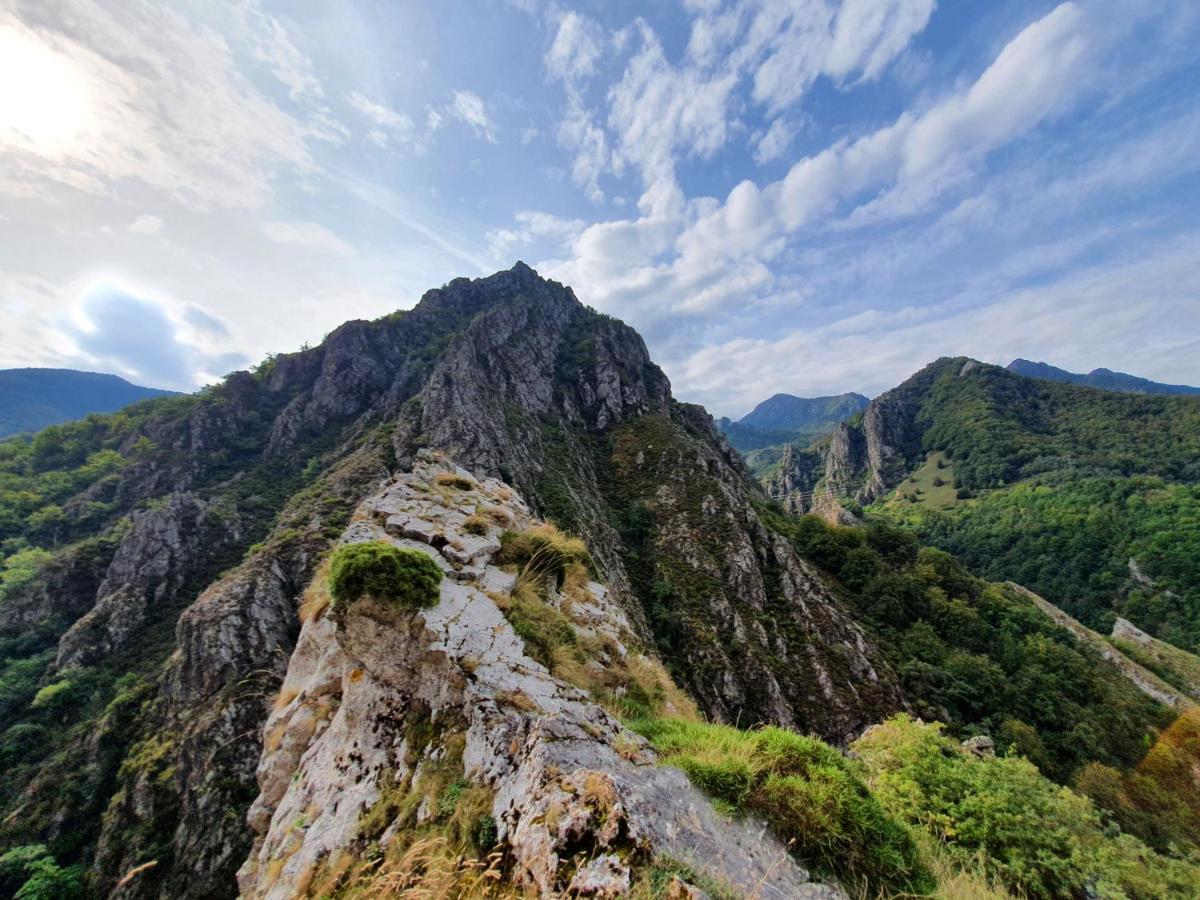 La Estancia De Cangas - Amplio Piso Con Garaje Кангас-де-Оніс Екстер'єр фото